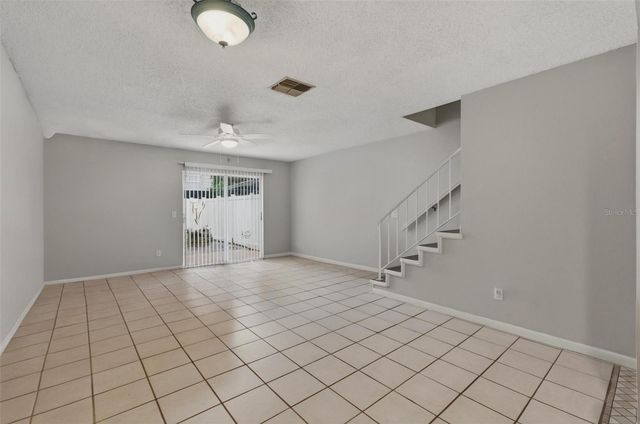 16143 RAMBLING VINE DRIVE E, Tampa, FL 33624