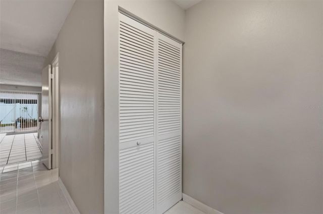 16143 RAMBLING VINE DRIVE E, Tampa, FL 33624