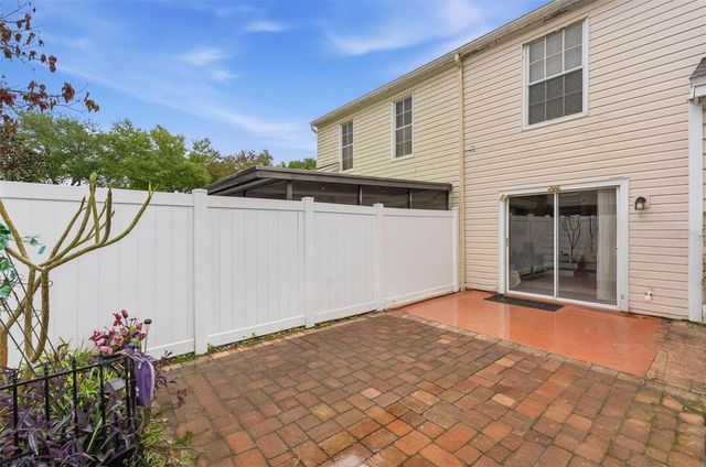 16143 RAMBLING VINE DRIVE E, Tampa, FL 33624