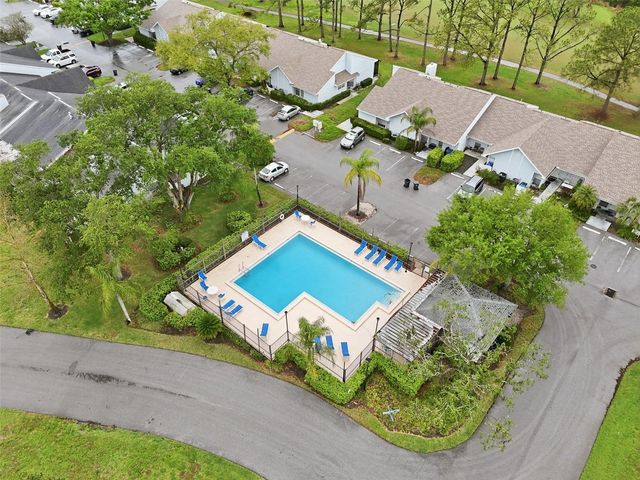 16143 RAMBLING VINE DRIVE E, Tampa, FL 33624