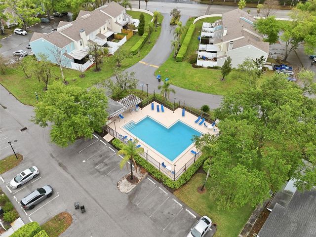 16143 RAMBLING VINE DRIVE E, Tampa, FL 33624