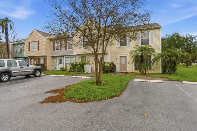 16143 RAMBLING VINE DRIVE E, Tampa, FL 33624