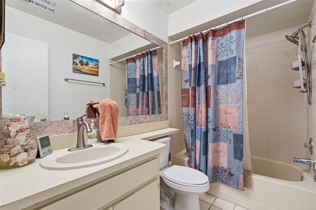 16143 RAMBLING VINE DRIVE E, Tampa, FL 33624