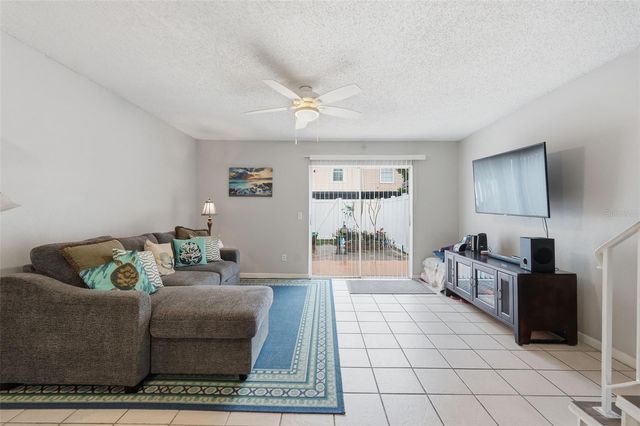 16143 RAMBLING VINE DRIVE E, Tampa, FL 33624