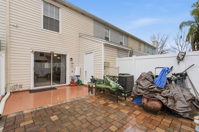 16143 RAMBLING VINE DRIVE E, Tampa, FL 33624