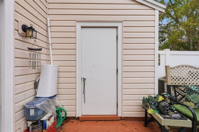 16143 RAMBLING VINE DRIVE E, Tampa, FL 33624