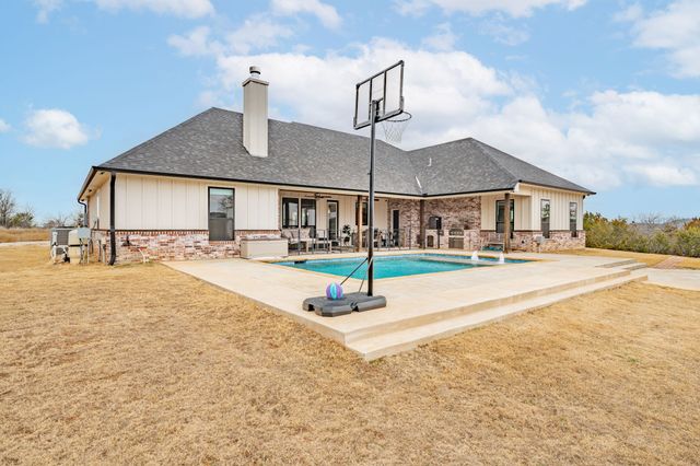 148 S Ranch Lane, Graham, TX 76450