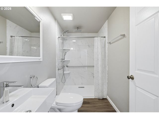 21659 Sw DAKOTA Cir, Tualatin, OR 97062