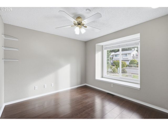 21659 Sw DAKOTA Cir, Tualatin, OR 97062