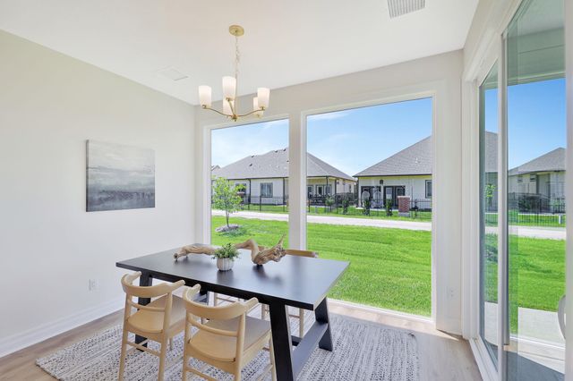 826 N Speyside Cir, Andover, KS 67002