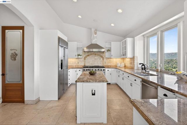 2529 Biltmore Dr, Alamo, CA 94507