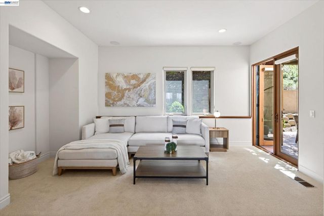 2529 Biltmore Dr, Alamo, CA 94507