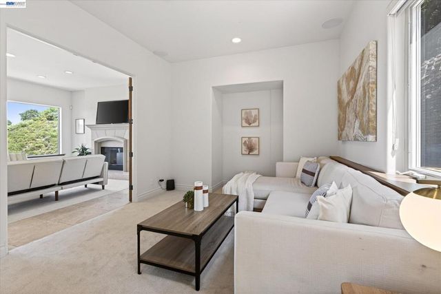 2529 Biltmore Dr, Alamo, CA 94507