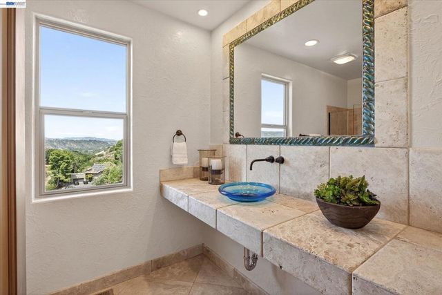 2529 Biltmore Dr, Alamo, CA 94507
