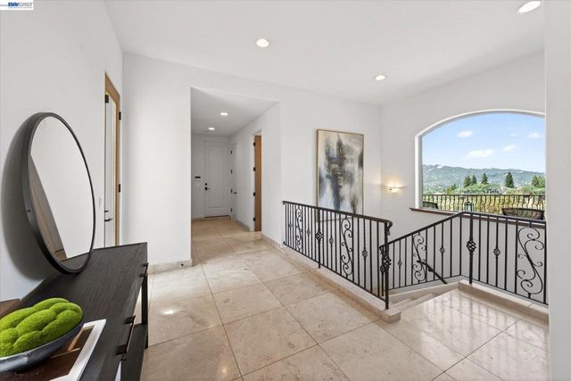 2529 Biltmore Dr, Alamo, CA 94507