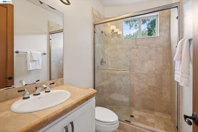2529 Biltmore Dr, Alamo, CA 94507