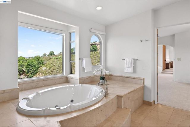 2529 Biltmore Dr, Alamo, CA 94507