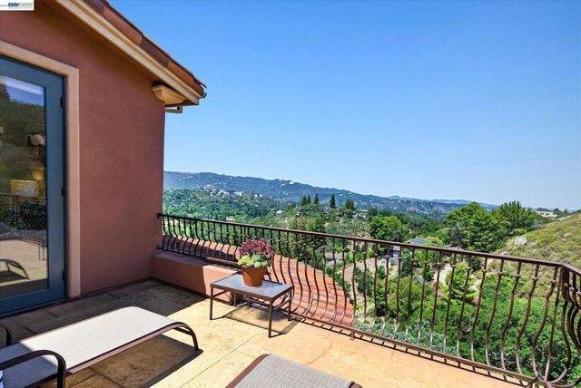 2529 Biltmore Dr, Alamo, CA 94507