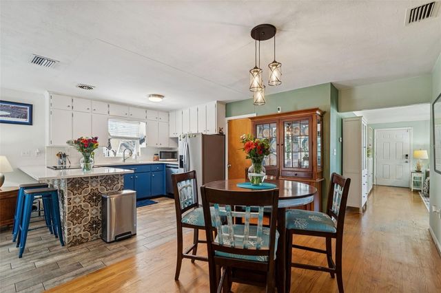 5300 6TH STREET S, St Petersburg, FL 33705