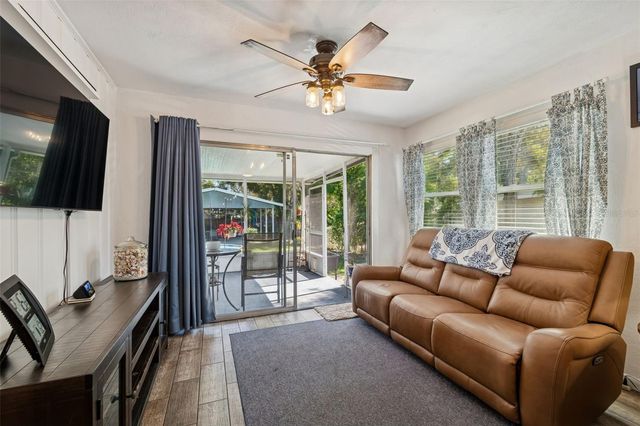 5300 6TH STREET S, St Petersburg, FL 33705