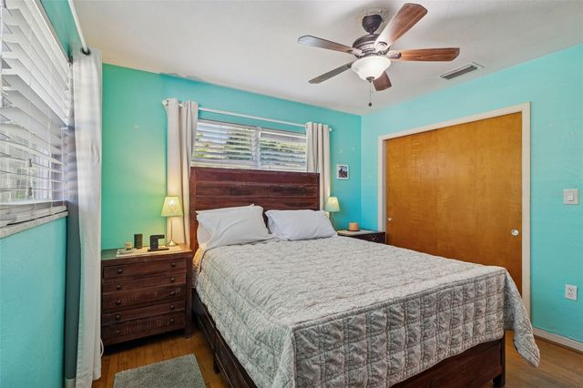 5300 6TH STREET S, St Petersburg, FL 33705