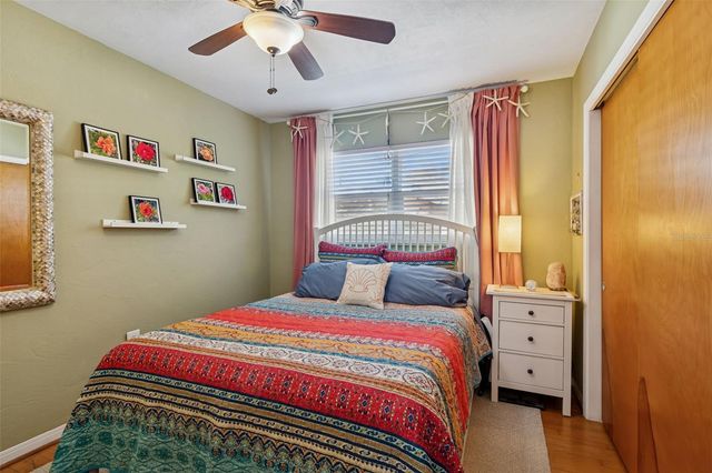 5300 6TH STREET S, St Petersburg, FL 33705