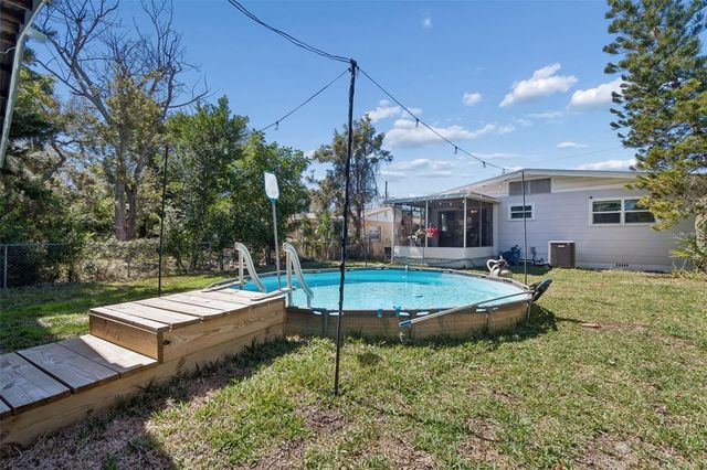 5300 6TH STREET S, St Petersburg, FL 33705