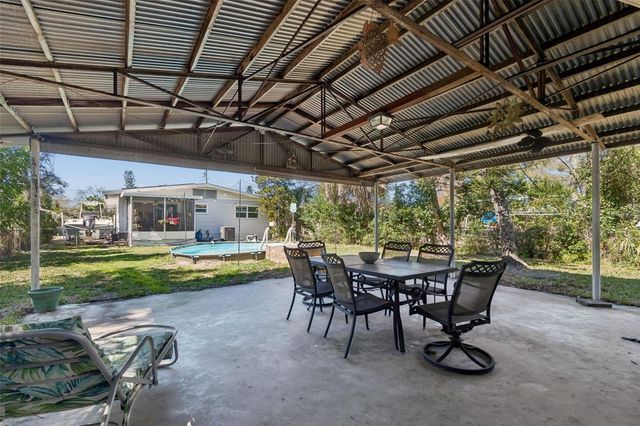 5300 6TH STREET S, St Petersburg, FL 33705