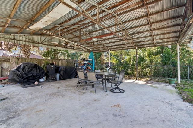 5300 6TH STREET S, St Petersburg, FL 33705