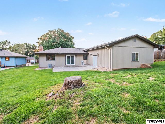 11815 N 157 Avenue, Bennington, NE 68007