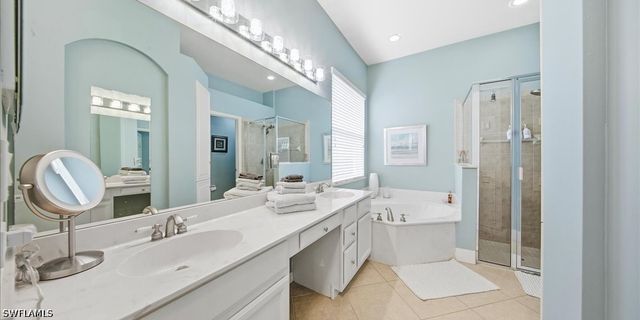 6191 Ashwood LN, Naples, FL 34110