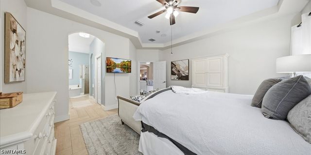 6191 Ashwood LN, Naples, FL 34110