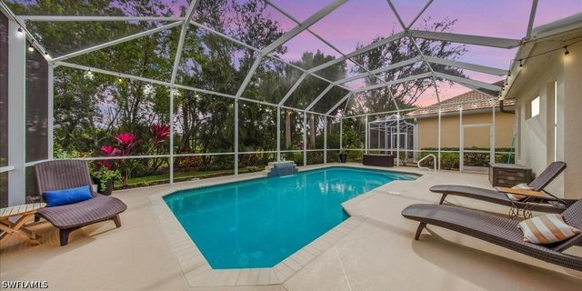 6191 Ashwood LN, Naples, FL 34110