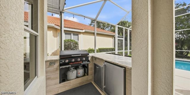 6191 Ashwood LN, Naples, FL 34110