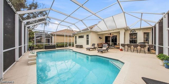 6191 Ashwood LN, Naples, FL 34110