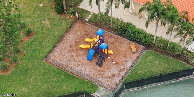 6191 Ashwood LN, Naples, FL 34110