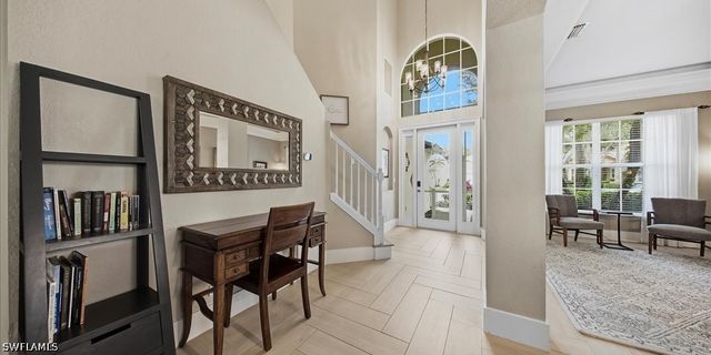 6191 Ashwood LN, Naples, FL 34110