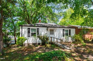 2316 Bedford Avenue, Raleigh, NC 27607