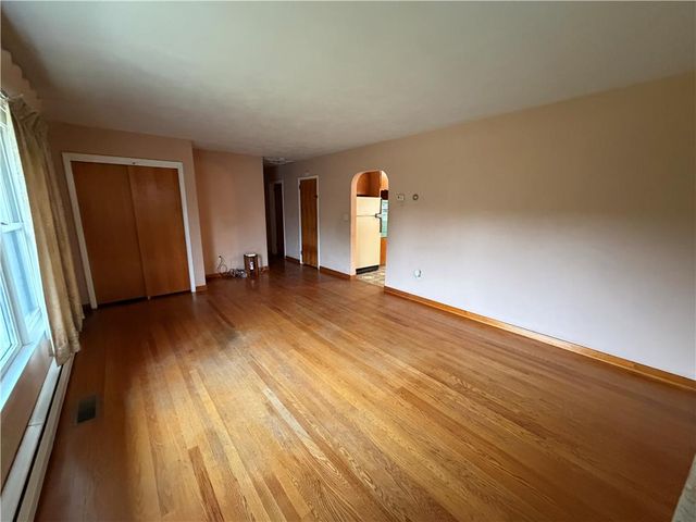 2662 Community Drive, Moore Twp, PA 18014