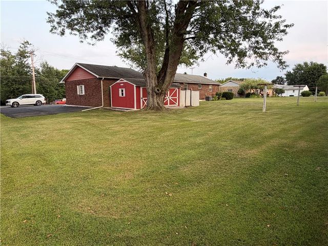 2662 Community Drive, Moore Twp, PA 18014