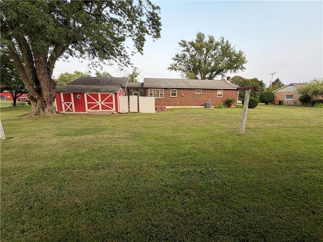 2662 Community Drive, Moore Twp, PA 18014