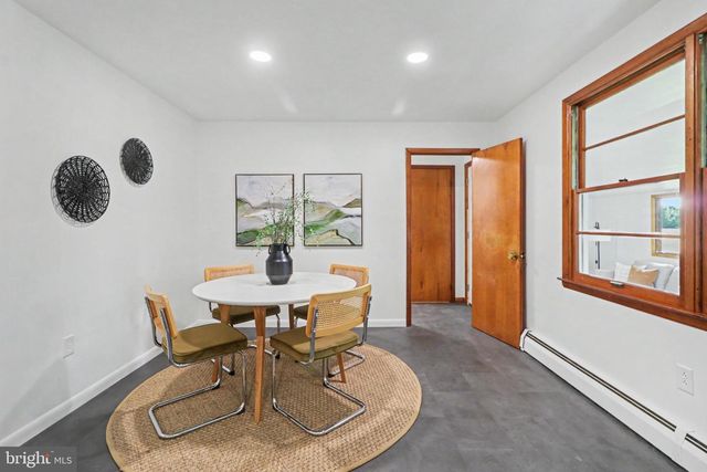 222 ROBIN RD, Hershey, PA 17033