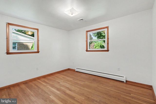 222 ROBIN RD, Hershey, PA 17033