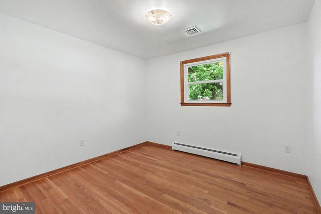 222 ROBIN RD, Hershey, PA 17033