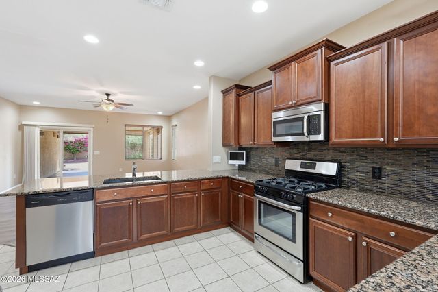 8779 W Denstone Road, Marana, AZ 85653