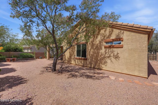 8779 W Denstone Road, Marana, AZ 85653