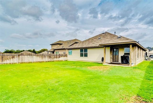 104 Beech Creek LN, Leander, TX 78641