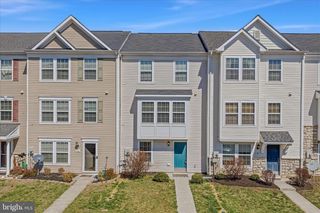 52 PRIVATE CT, Bunker Hill, WV 25413