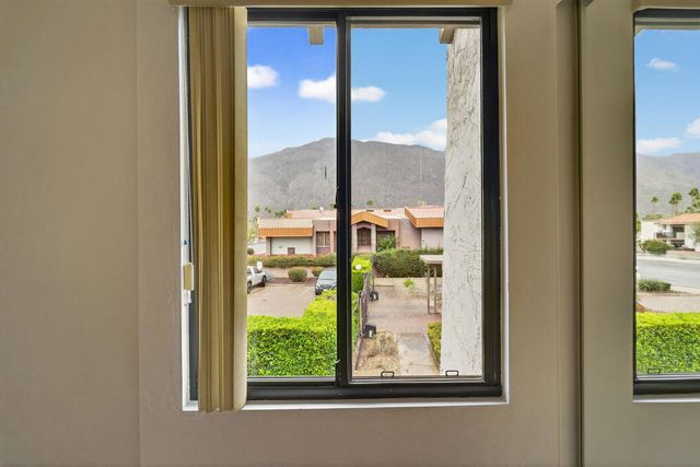 1050 E Ramon Road 127, Palm Springs, CA 92264