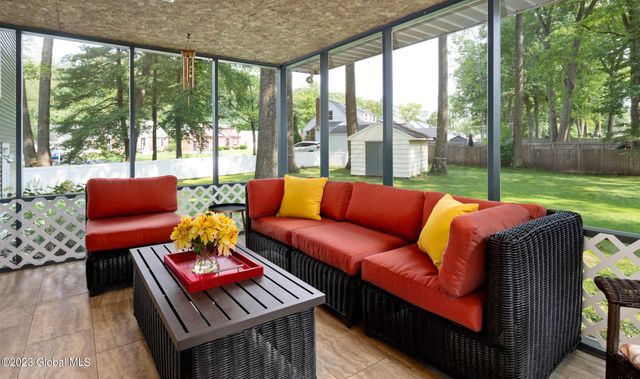 119 Birch Lane, Glenville, NY 12302